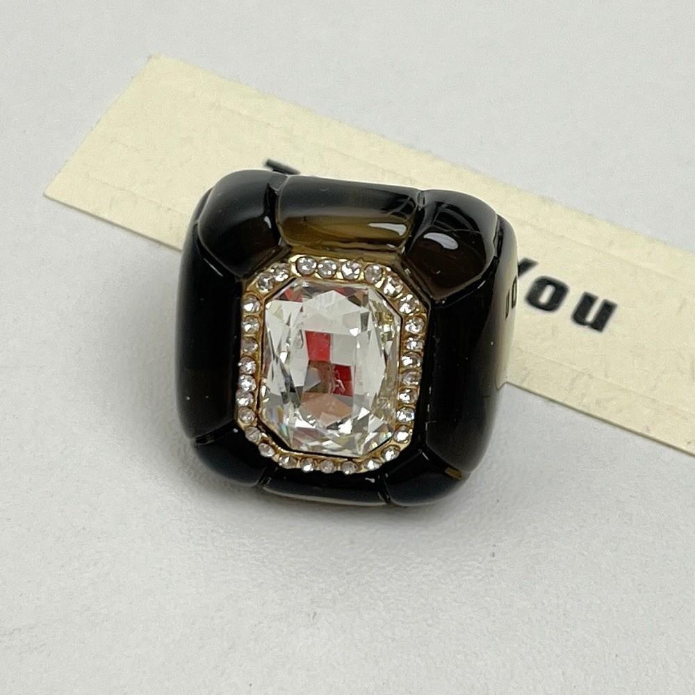 New Colorful Rhinestones Ring Three-dimensional Elegant Jewelry Finger Ring Geometric Square Ring Jewelry Accessories
