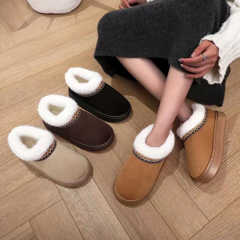 Autumn and Winter Lace Ethnic Style Fashionable Cotton Bags and Couple's Warm Cotton Slippers for Indoor and Outdoor Use
