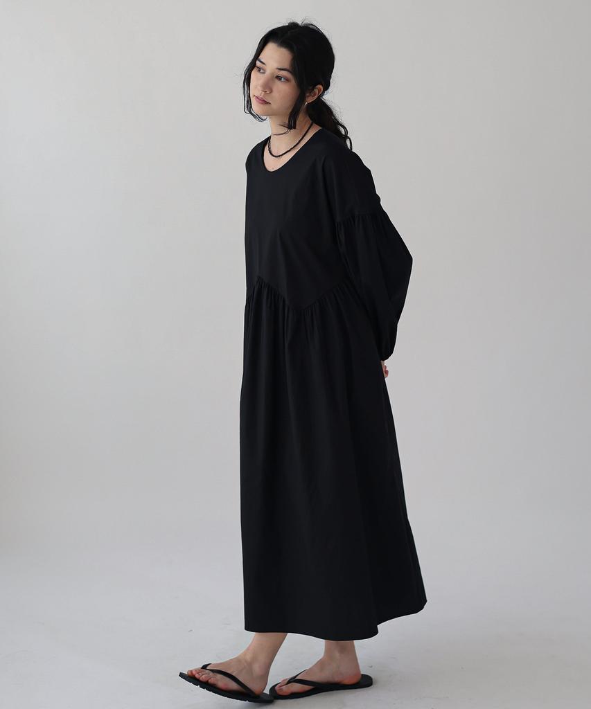 Keullaepeu Wave Puff Cotton Dress_Black