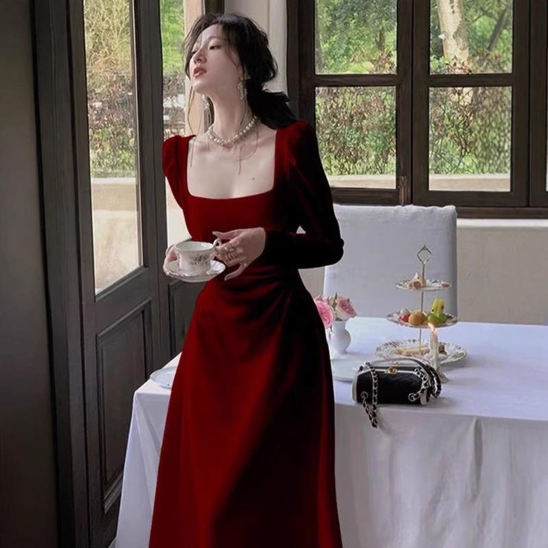 Red long-sleeved dress, female engagement dress, bridal toast dress, usually can wear red skirt, long dress