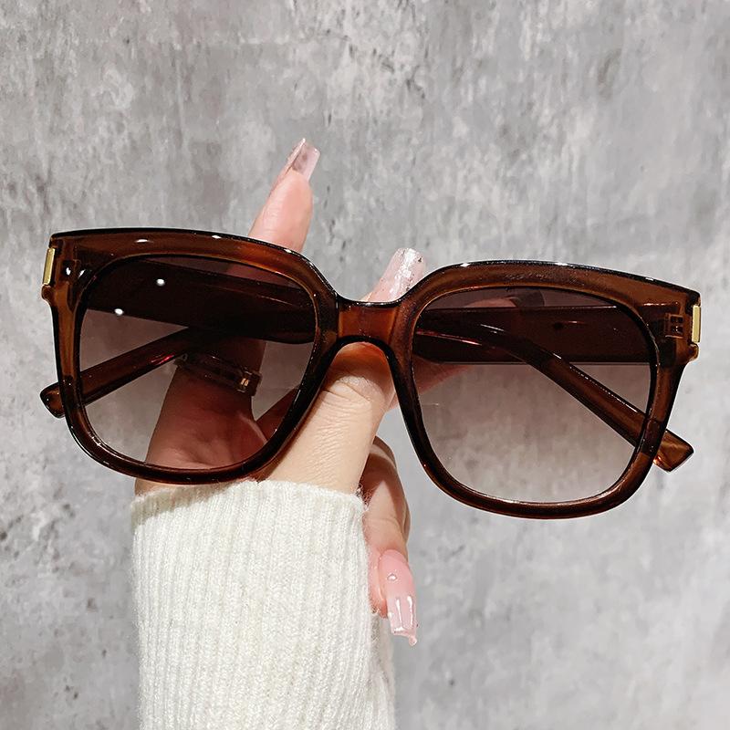 Fashion Square Punk Sunglasses Women Men PC Frame Personalized Sun Glasses Gradient Lens Eyewear Trendy UV400 Shades Glasses