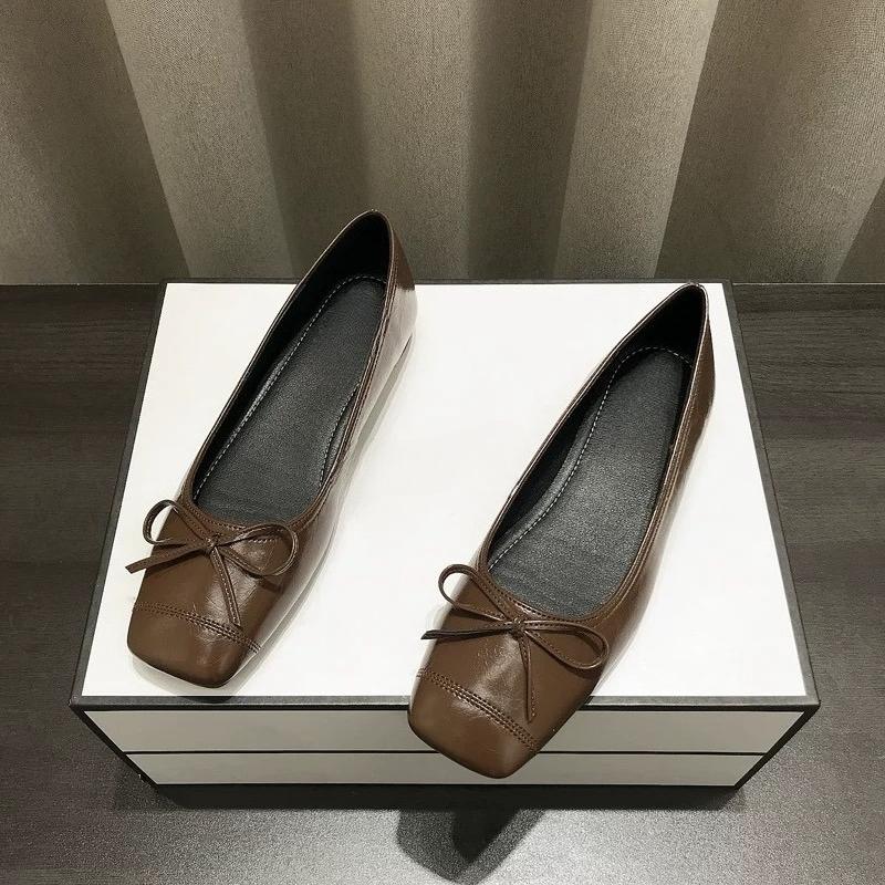 Womens Flat Shoes 2025 Autumn Butterfly Knot Square Toe Low Heel Casual Shoes French Vintage Silver Color Soft Sole Ballet Flats