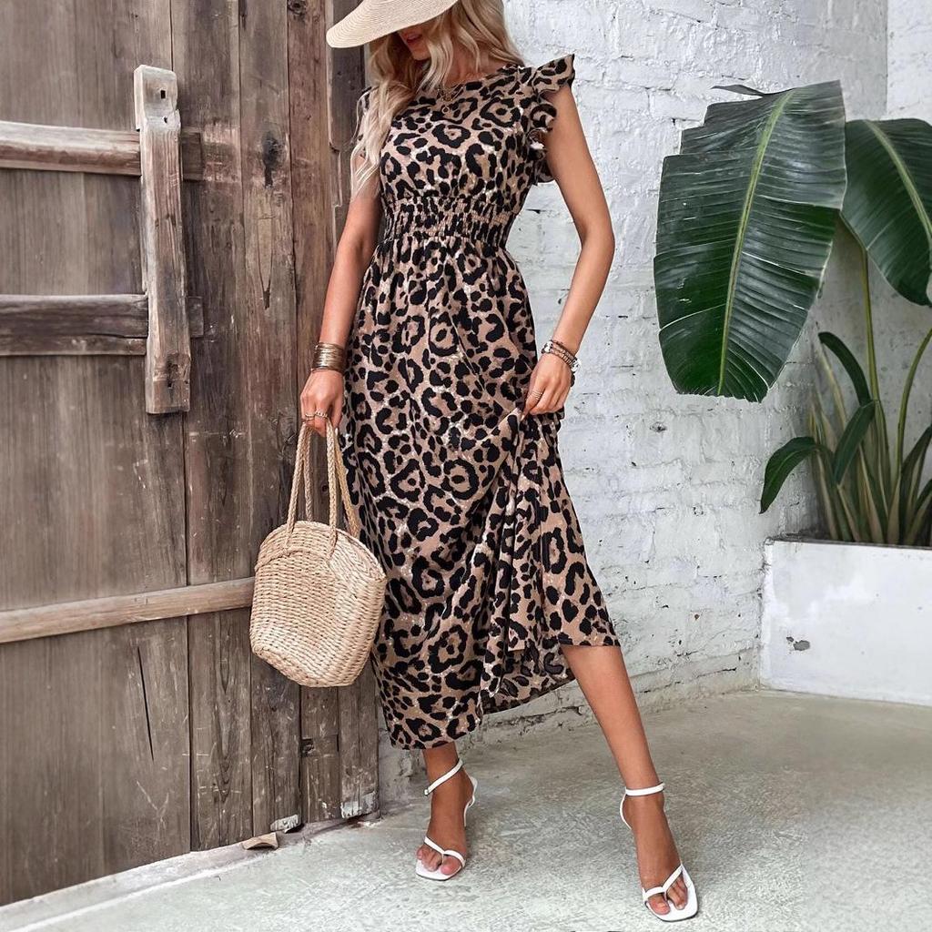 Elegante Abito da Donna con Stampa Leopardata: Vita arricciata, Scollo rotondo, Manica corta, Lunghezza lunga