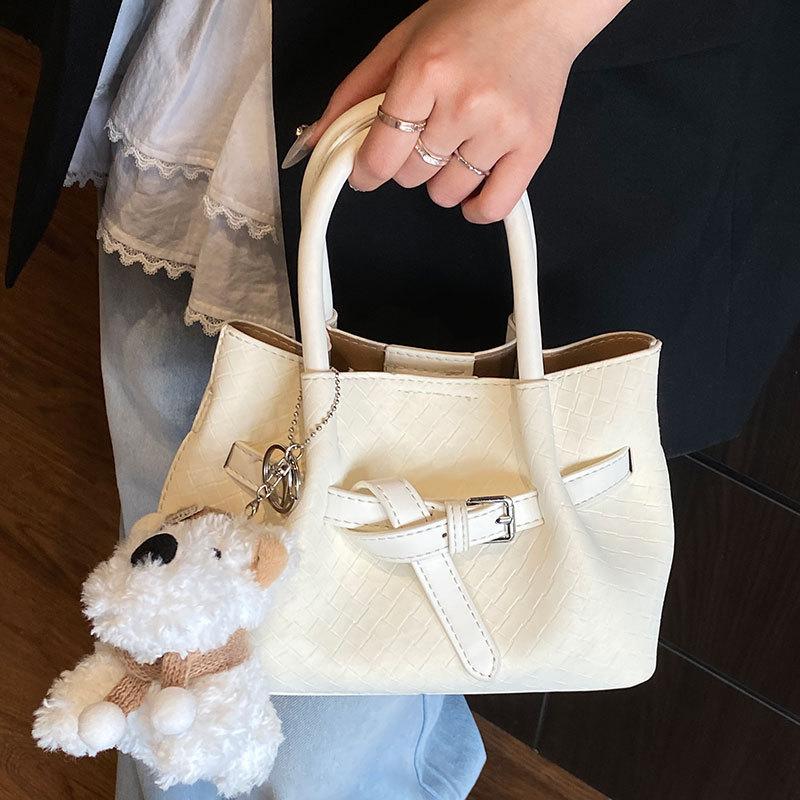 Spring and summer new small fresh Korean fashion foreign style portable vegetable basket bag niche versatile commuter messenger bag woman