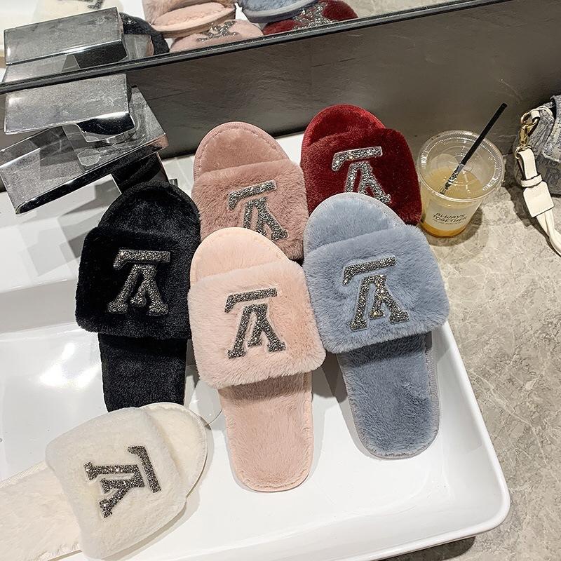 Large Size Fluffy Slippers Autumn and Winter New Home Flat Bottom Warm One-word Slippers Fashion Cotton Slippers