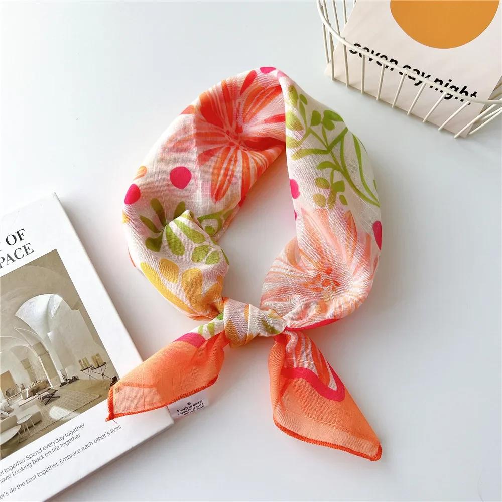 Modisches Bandana-Kopftuch aus Baumwolle für Frauen, kleines Hijab, Blumendruck, Taschentuch, Haarschal, 55 cm, quadratische Stirnbänder, Halstücher