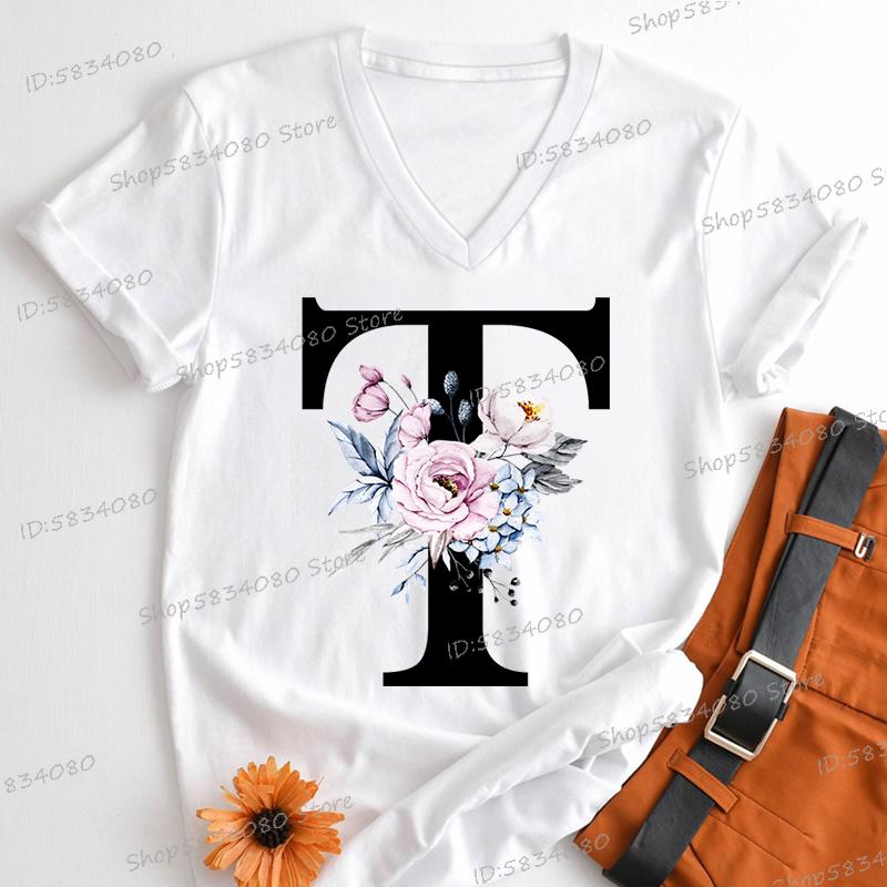 Vintage Flower Alphabet Womens Clothing Letter M Floral Monogram Graphic T Shirts Women AZ 26 Alphabet Gift Shirt for Women