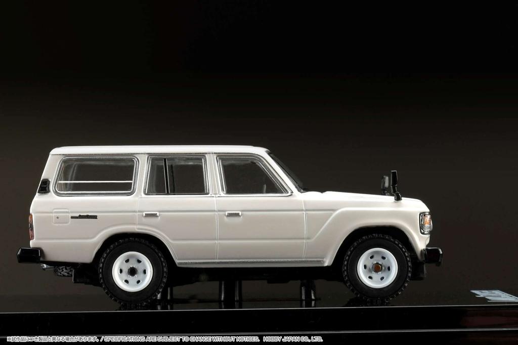Hobby Japan Toyota Land Cruiser 60 GX 1981 White 1/64