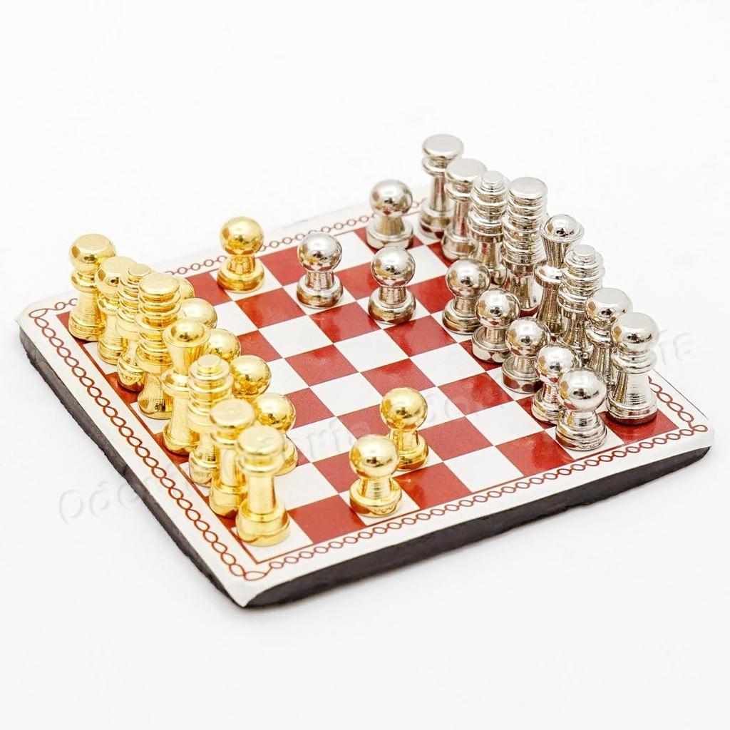 1/12 Miniature Chess Board Chess Game Dollhouse Accessories