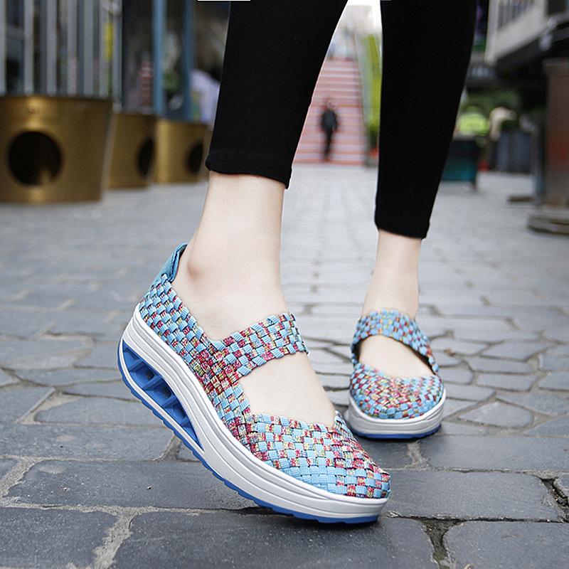 Neue beliebte Damenschuhe in Übergröße, lässige handgewebte Schuhe, dicksohlige atmungsaktive Einzelchuhe, die die Füße bedecken, Slipper, Reiseschuhe