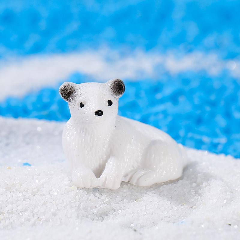 Polar Bear Micro Landscape Resin Figurine Ornament