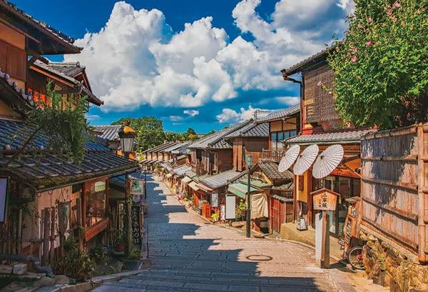 

Beverly in Beverly Jigsaw Puzzle Sky and x 72 (BEVERLY) [Made Japan] 1000-Piece Summer Nineizaka (49 cm) 1000-030