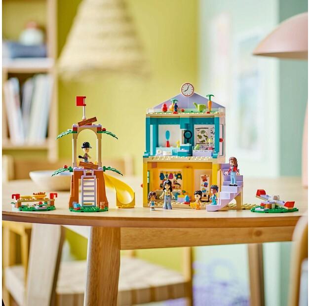 LEGO Friends 42636 Kindergarten "Serdechnoe Ozero"