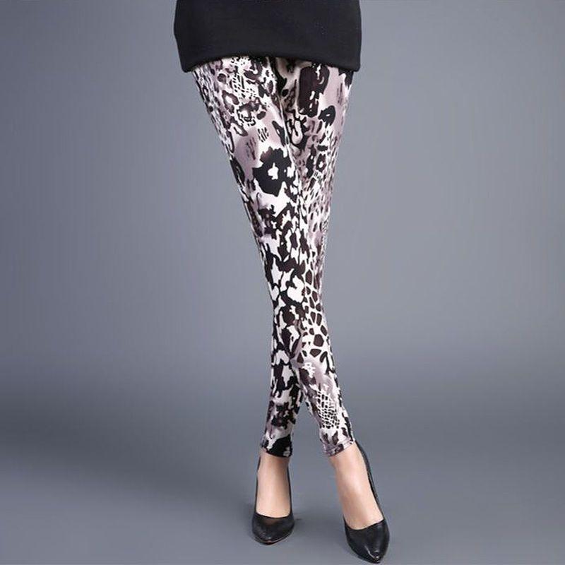 

Верхняя одежда, тонкие эластичные утягивающие леггинсы из матового хлопка с высокой талией и абстрактными граффити S серый