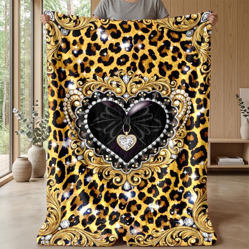 Leopard Heart Luxury 2 Theme Blanket Lightweight Warm Flannel Blanket Decorative Throw Blanket for Home Decoration
