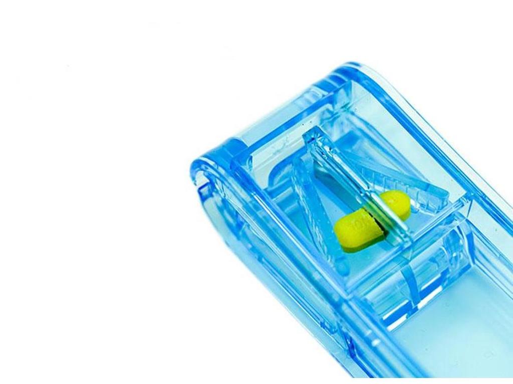 Tablettenschneider & Aufbewahrung: Reisefertiger, praktischer Zwei-in-Eins-Tablettenteiler