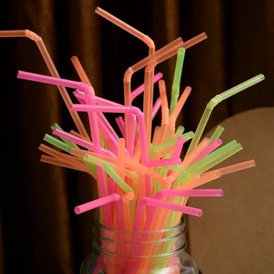 Akcesoria barowe – Słomki do napojów