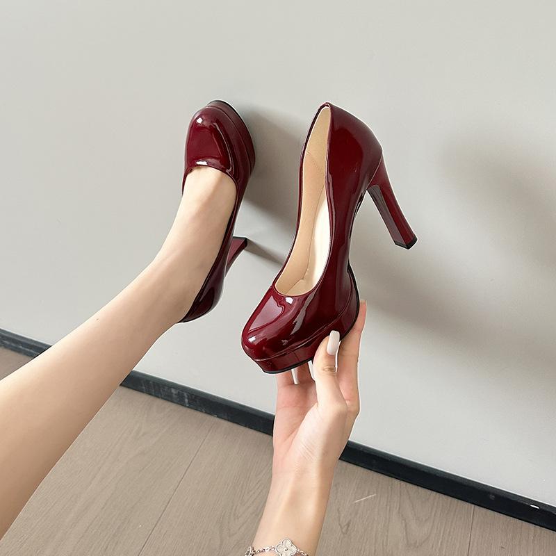 Autumn New Korean Version Single Shoes Waterproof Table Women's Shoes Thick Heel High Heels Round Head One-word Buckle with Patent Leather Princess Wo