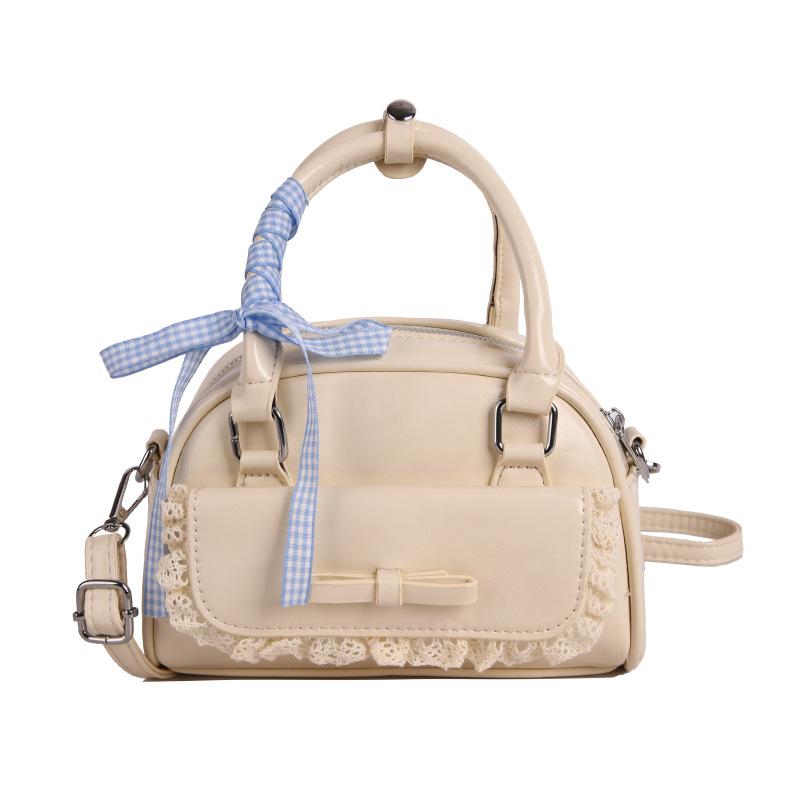 Spring and summer bag new simple and fashionable portable shoulder bag versatile soft surface casual tote bag oblique span bag