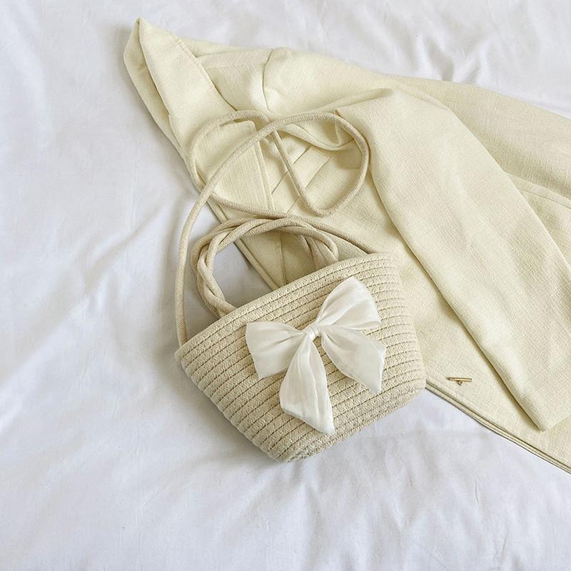 Fashionable Lightweight Woven Shoulder Bag For Women Ideal For Street Style And Casual Outings StyleD