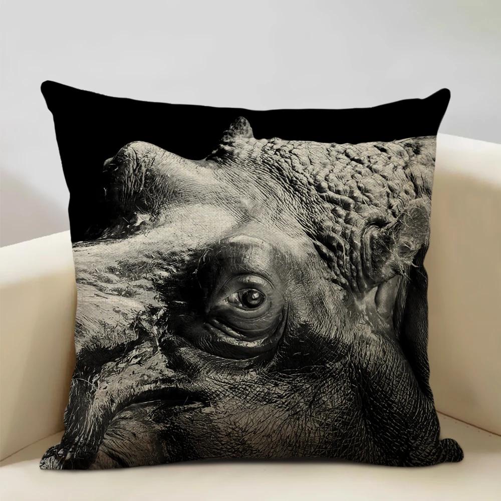 Animal Portrait Cushion Cover,Lion, Tiger, and Bear Patterns,Home Sofa Decorative Throw Pillow Case Perfect Children's Gift