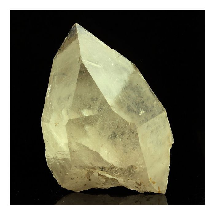 Pierres et Minéraux. Quartz. 653.0 ct. Les Deux Alpes, Oisans, France.
