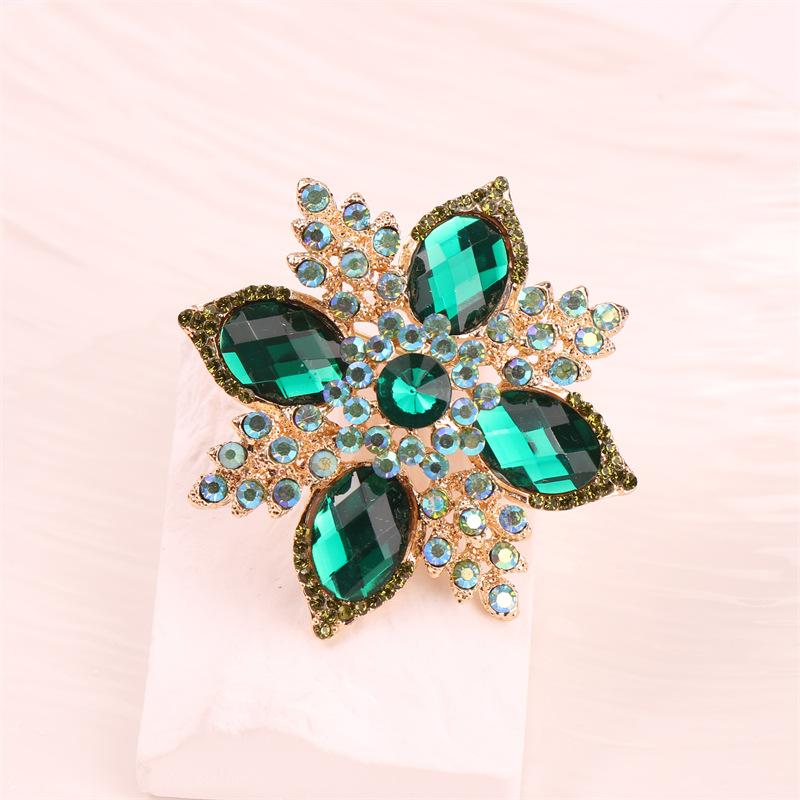 

Горячая распродажа ретро брошь тренд роскошная атмосферная булавка личность темперамент брошь элегантная брошь