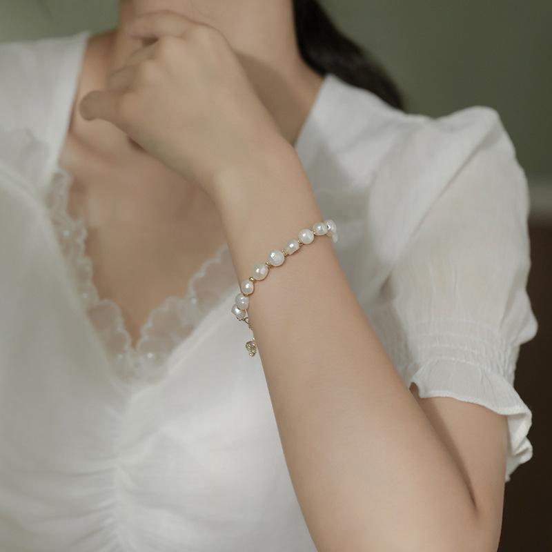 Hot-selling rhinestone bee pearl bracelet female simple style personalized handmade jewelry DIY jewelry