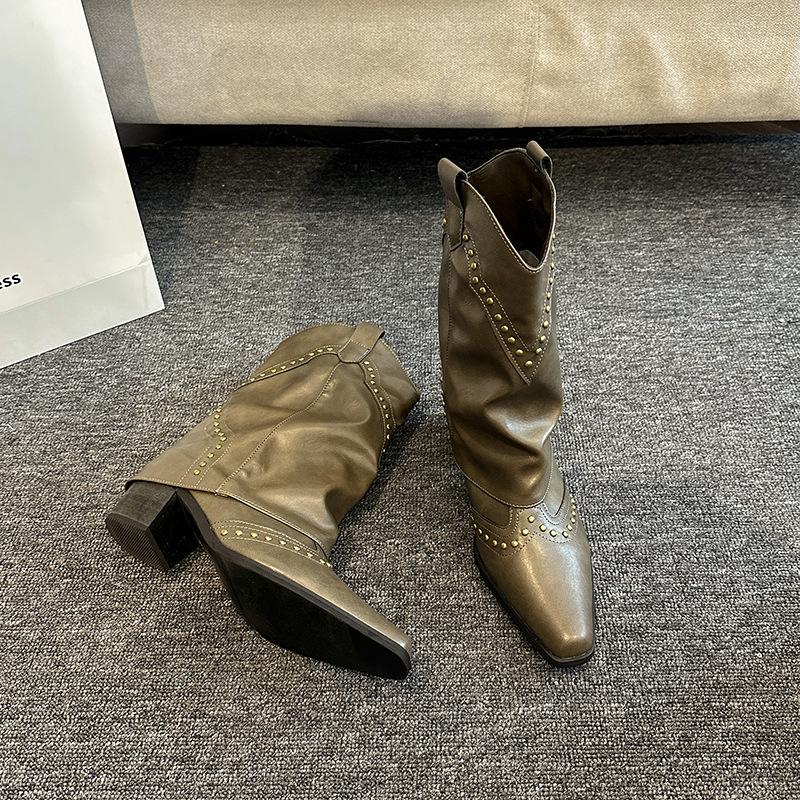 Western cowboy boots thick heel short boots women's 2025 new autumn knight boots pointed rivets retro trouser boots