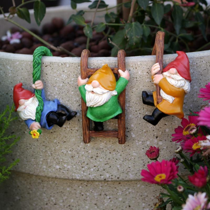 3pcs Cute Mini Climbing Gnome Garden Resin Statue Home Decor Flower Pot Dwarf Statue Outdoor Garden Decoration Accessories New