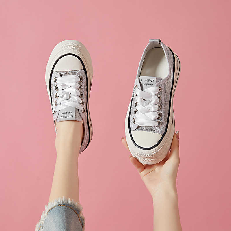 Fashion With Holes Platformed Green Shoes Woman Training Sneakers Lady Casual Women's Tennis Sports Sapatenes Luxury Particular