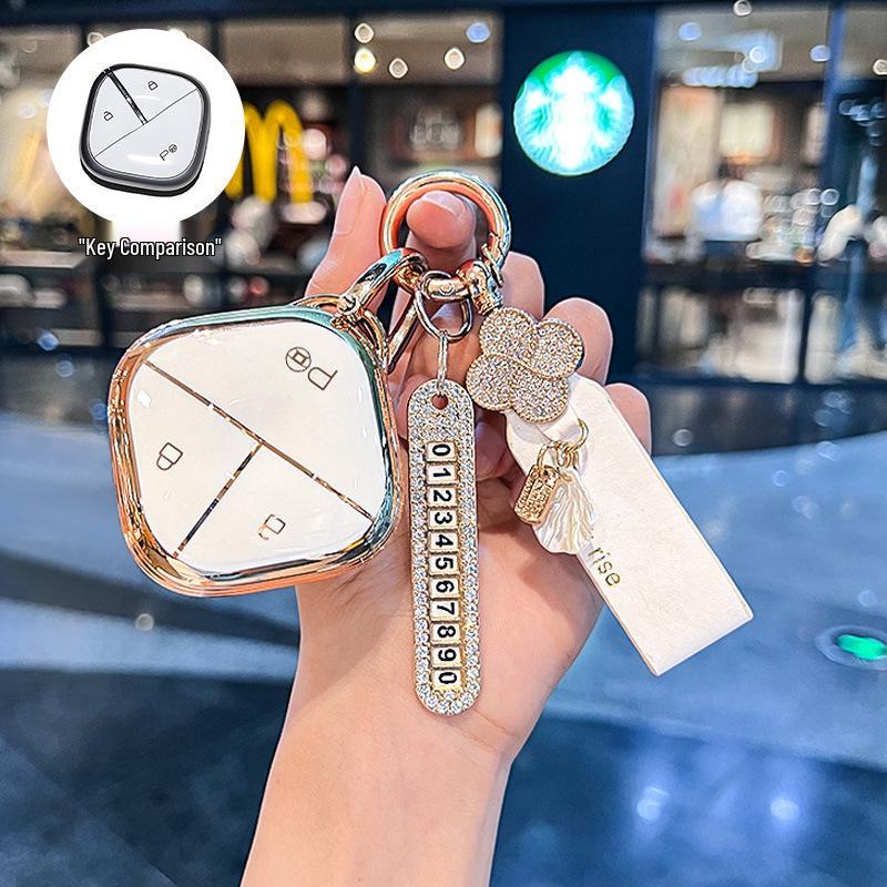 Cloud Yueye Wuling Key Case for KiWiev and Bingguo Models - Women's Key Shell with Buckle