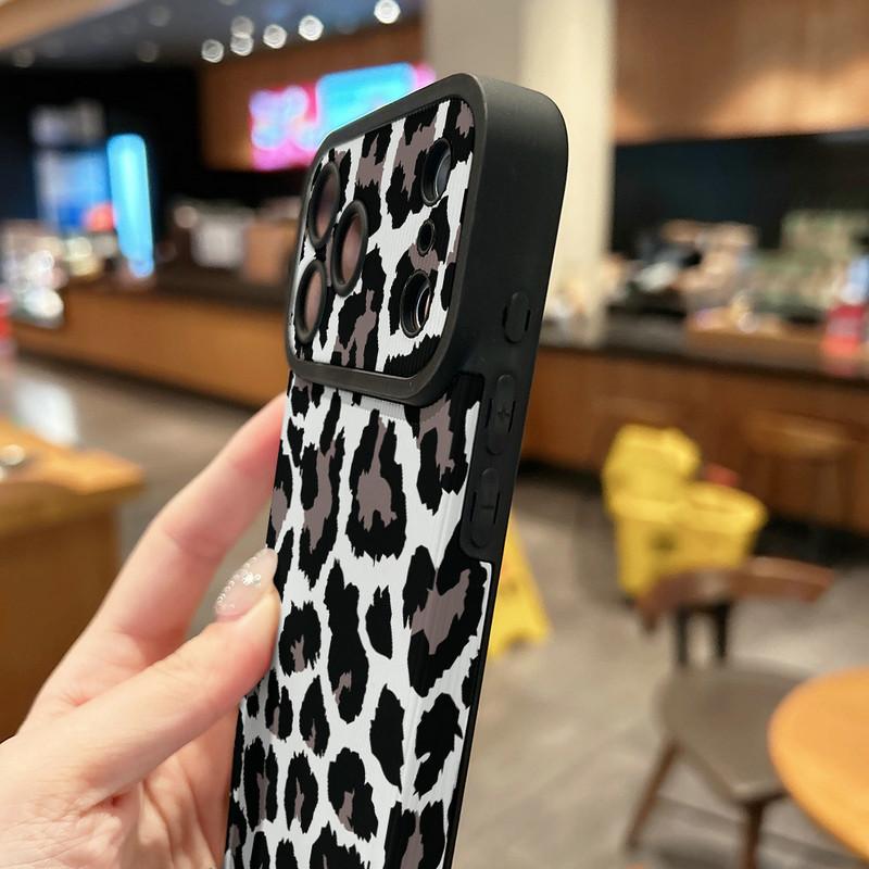 Fashion Leopard Printed Vertical Grain Leather Soft Silicone Phone Case Back Cover with Camera Lens Full Protection for iPhone 17