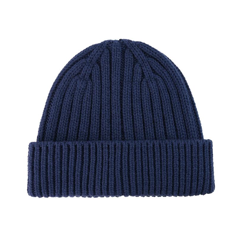 Simple thickened solid color knitted hat acrylic embroidered LOGO spot wool hat showing face small cold hat wholesale