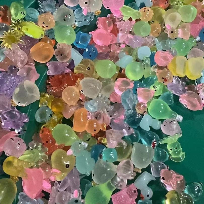 25/50pcs Glow In The Dark Mini Resin Animals & Mushroom Blind Bags Fairy Garden Decor Micro Landscape Birthday Gift