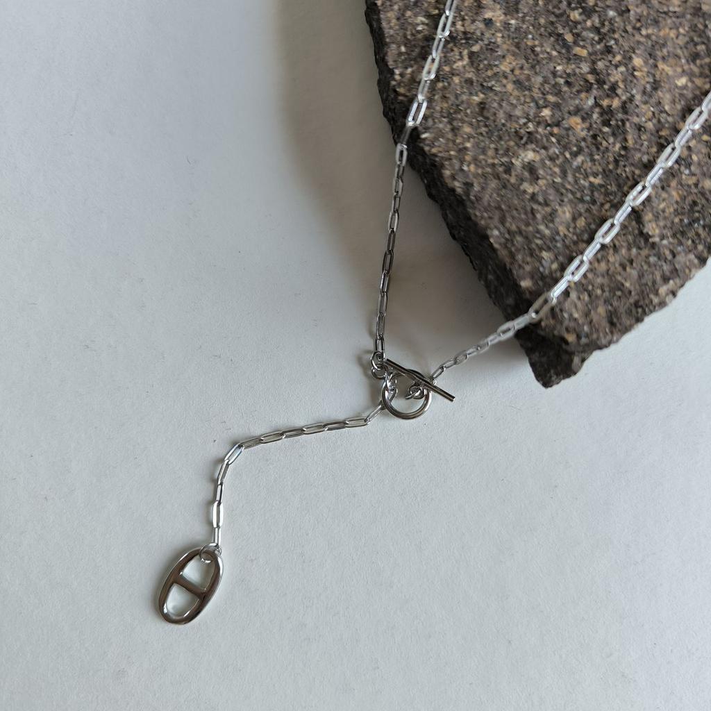 Серебряное колье с без камней, вес изделия 6,1 гр (2187356)