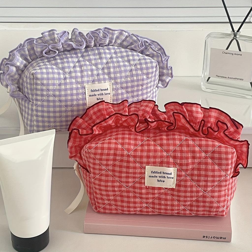 Makeup Bag, Lace Checkered Ins-Style Minimalist Niche High-Appearance, Portable Large-Capacity Cosmetic Pouch, for Women, Home & Travel Use