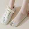 Women's Ice Silk Two Toe Invisible Socks Silicone Non-Slip Split Toe Boat Socks Thin Breathable Sweat Absorbing Summer No Show Socks