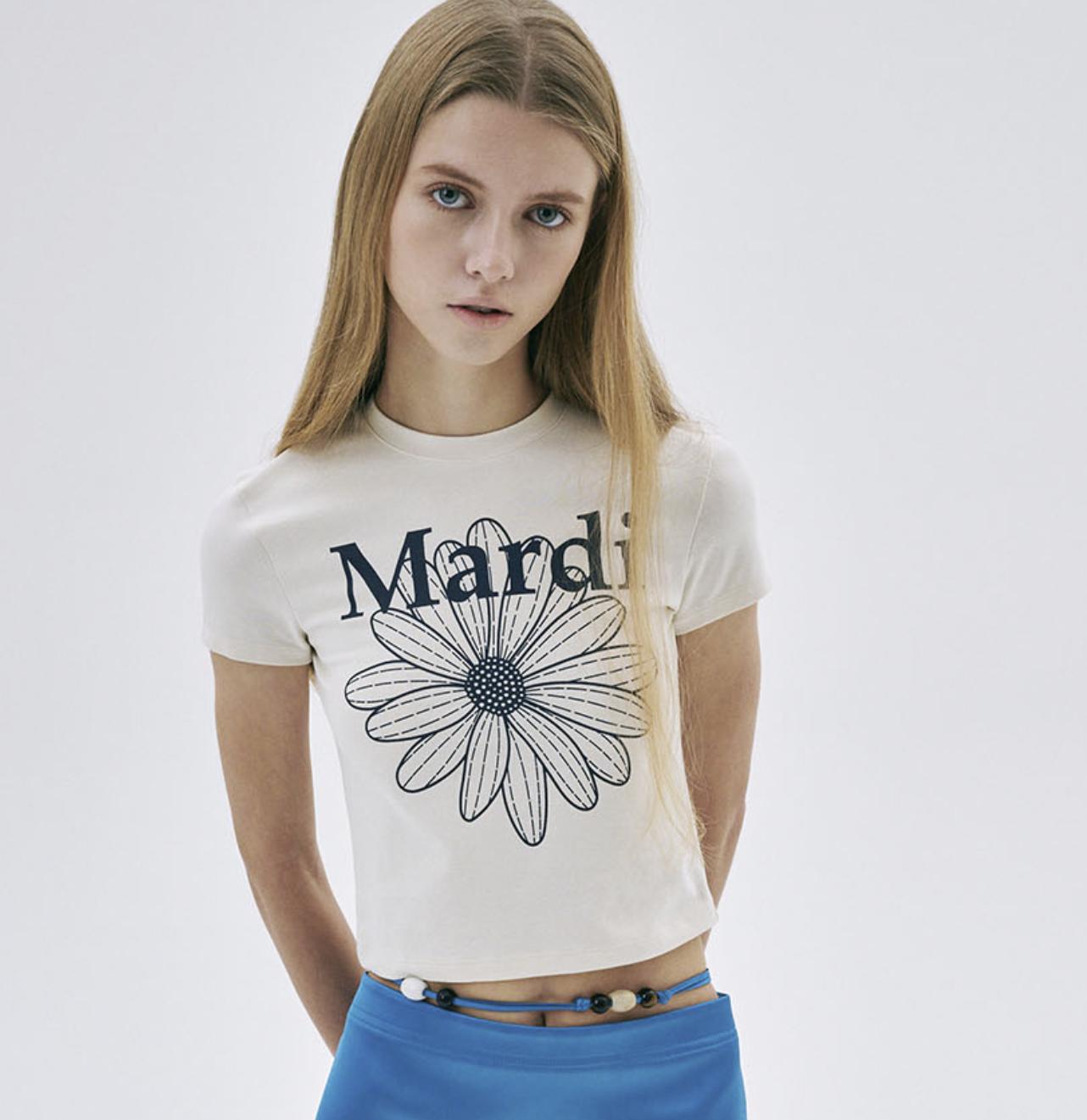 

[Mardi Mercredi] УКОРОЧЕННАЯ ФУТБОЛКА FLOWERMARDI FREE кремовый/тёмно-синий