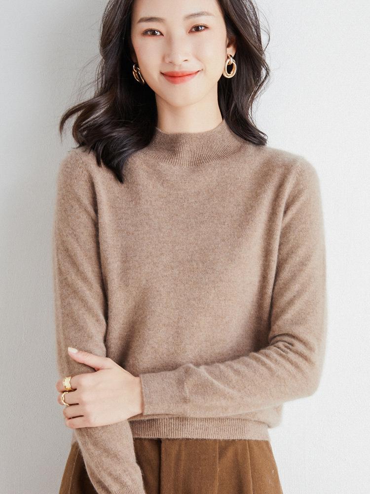 Korean Style Women's Slimming Knit Wool Pullover With Half-High Neck for Autumn and Winter