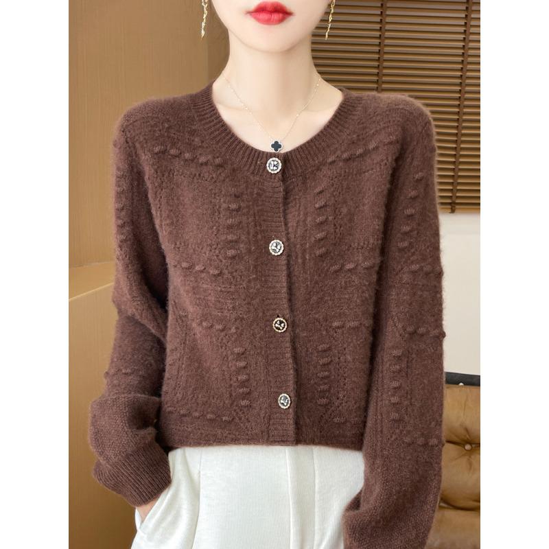 Autumn and Winter New Crew Neck Cardigan Women's Fashion Age-reducing Sweater Top Coat