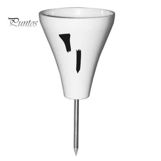 

Держатель для мяча для гольфа с металлическим колышком, прочный, устойчивый к погодным условиям, держатель для мяча для тренировок по гольфу, шип для драйвинг-рейндж, аксессуары для гольфа на открытом воздухе, подарки для гольфистов белый