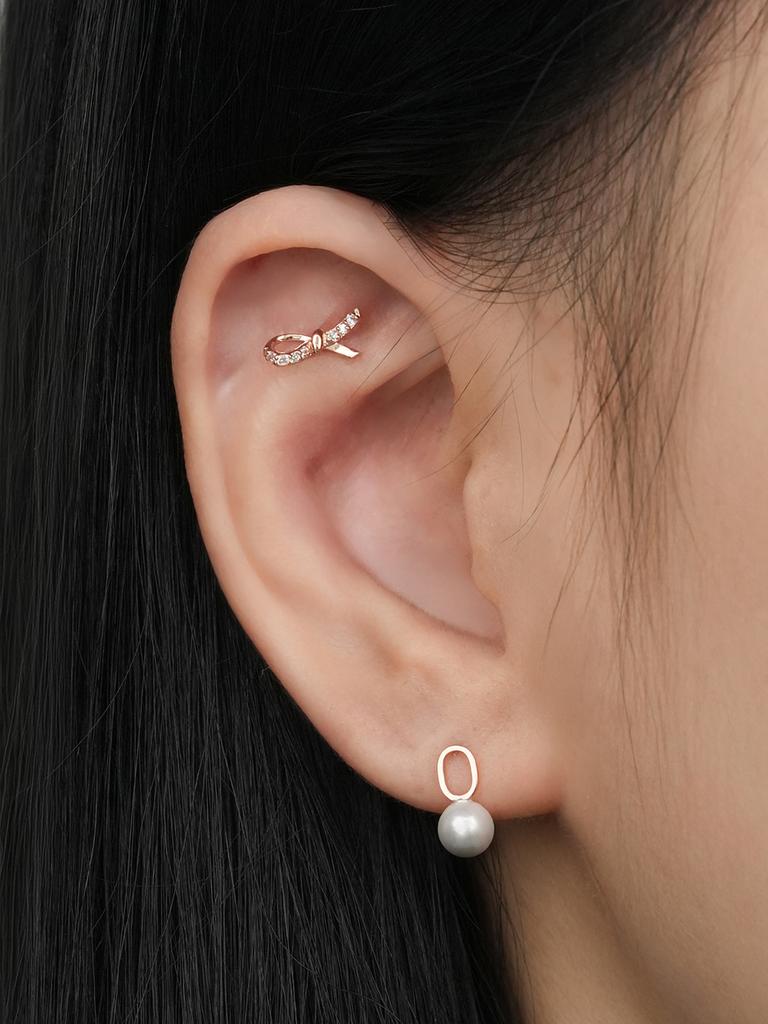 Minimalpiercing 14K Mini Pearl Point Piercing Earrings