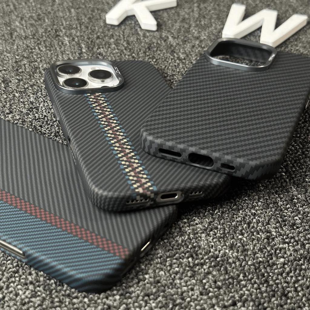 iPhone 17 Pro Max Carbon Fiber Magnetic Case - Drop-proof Protective Cover for Apple, Fits iPhone 16/15.