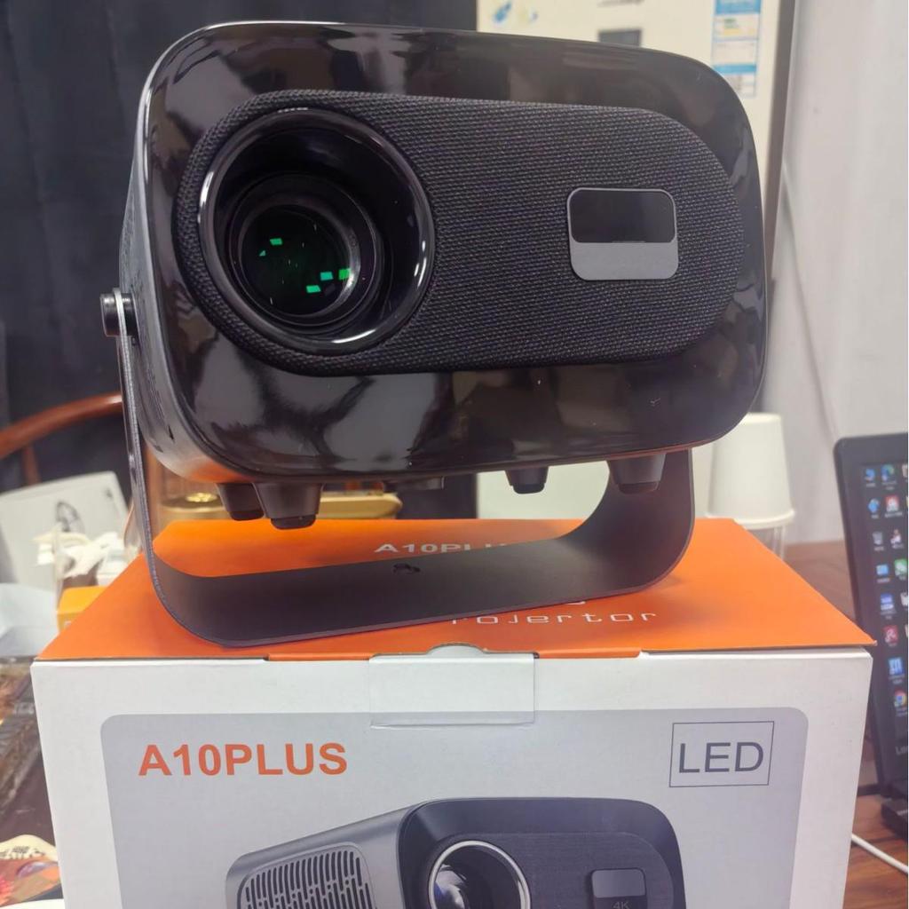 Best-Selling YG300 Mini LED Portable HD Projector for Home Theater