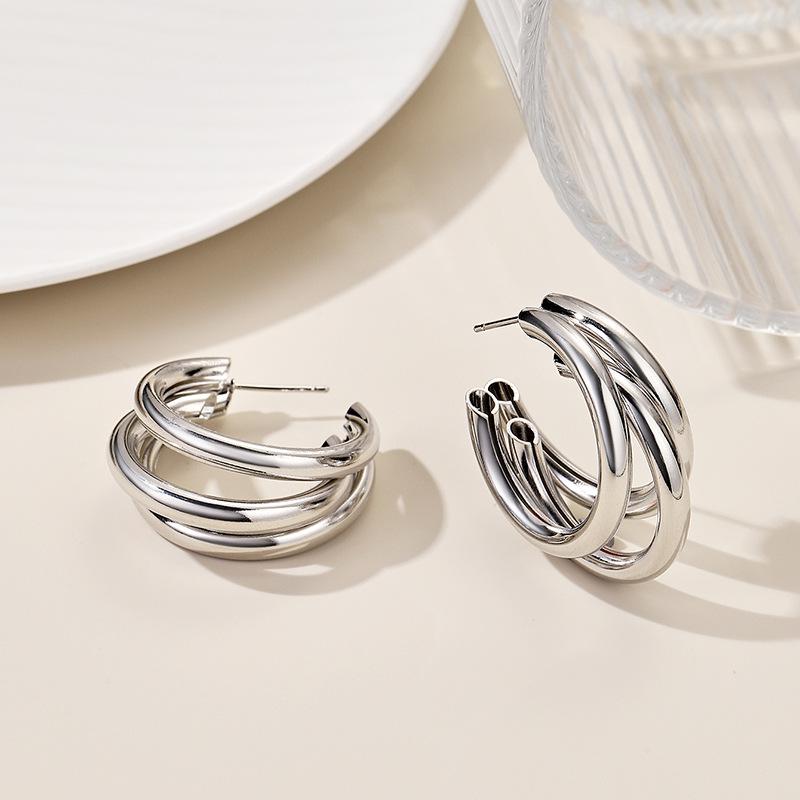New silver silver needle hollow C-shaped multi-layer earrings personalized design earrings fashionable metal temperament earrings