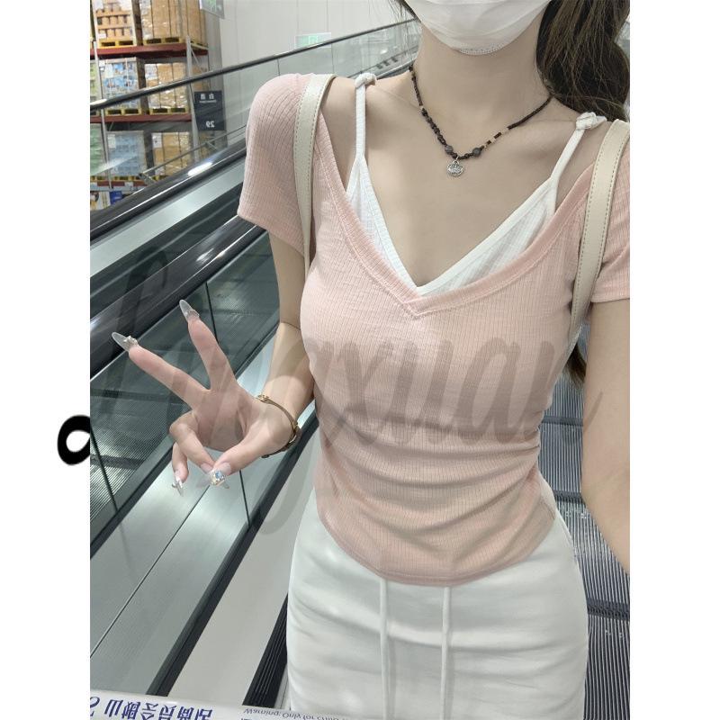 

Korean Style V-Neck Color Block Pleated Short Sleeve Slim T-Shirt for Women L