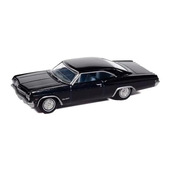 Auto World 1/64 1965 Chevrolet Impala SS - Dark Blue