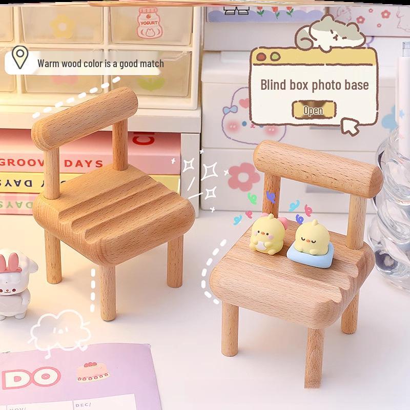 Wooden Mobile Phone Stand - Cute Chair Design for Lazy Viewing, Perfect Desktop Ornament