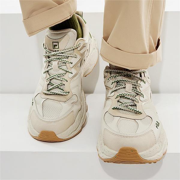 FILA Fern Sneakers Cushioning Breathable Support Height Increasing Low top Chunky Sneakers Men's Ivory White F12M411116FSC